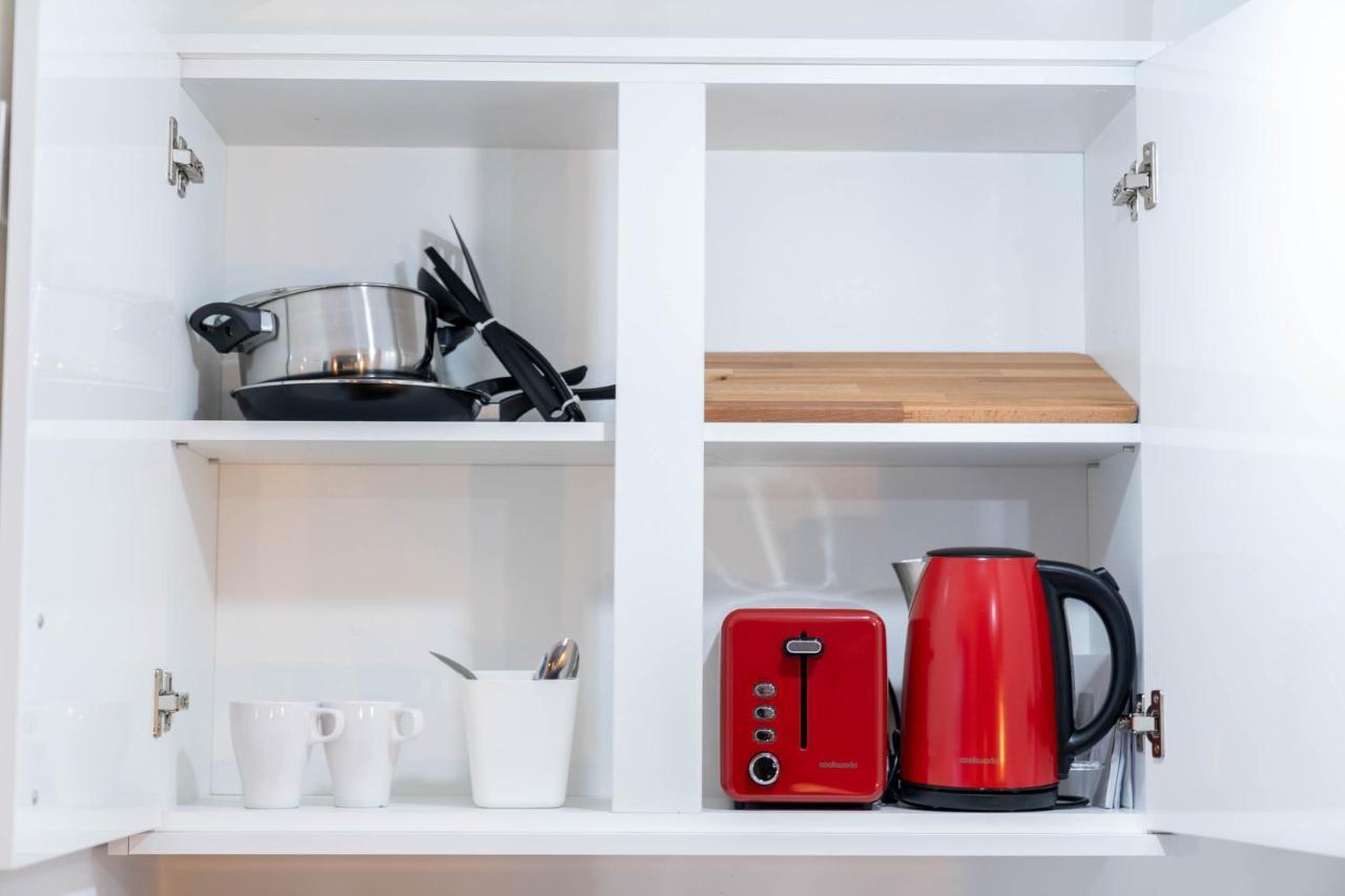 Trendy Studio In Vibrant West Midlands Apartment เบอร์มิงแฮม ภายนอก รูปภาพ