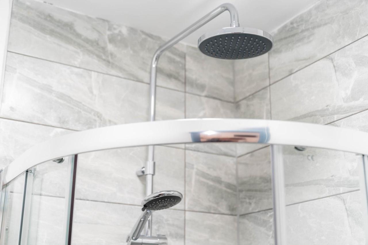 Trendy Studio In Vibrant West Midlands Apartment เบอร์มิงแฮม ภายนอก รูปภาพ