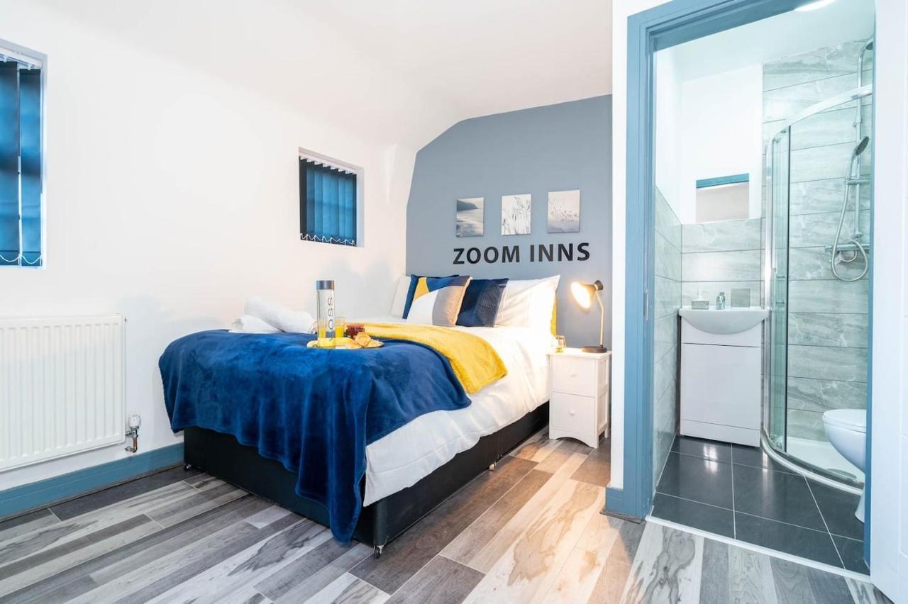 Trendy Studio In Vibrant West Midlands Apartment เบอร์มิงแฮม ภายนอก รูปภาพ